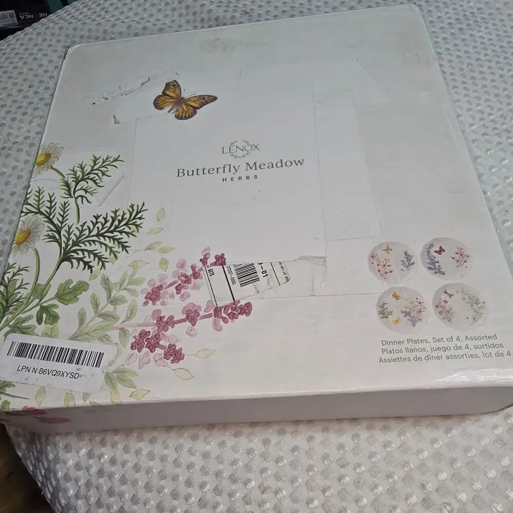 LENOX BUTTERFLY MEADOW HERBS ACCENT PLATES SET OF 4